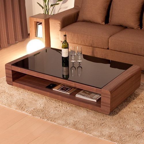 Wood-Tone Coffee Table with Dark Top — F008