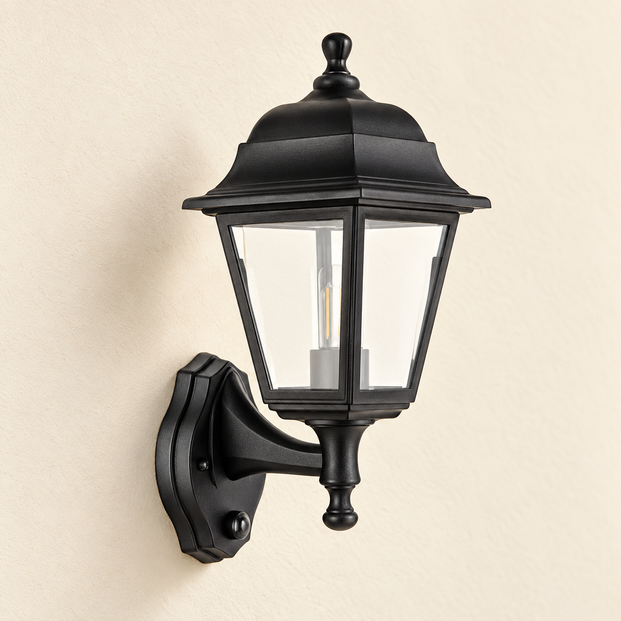 Be Lighting GD-PW026-E27 black upright lantern wall light