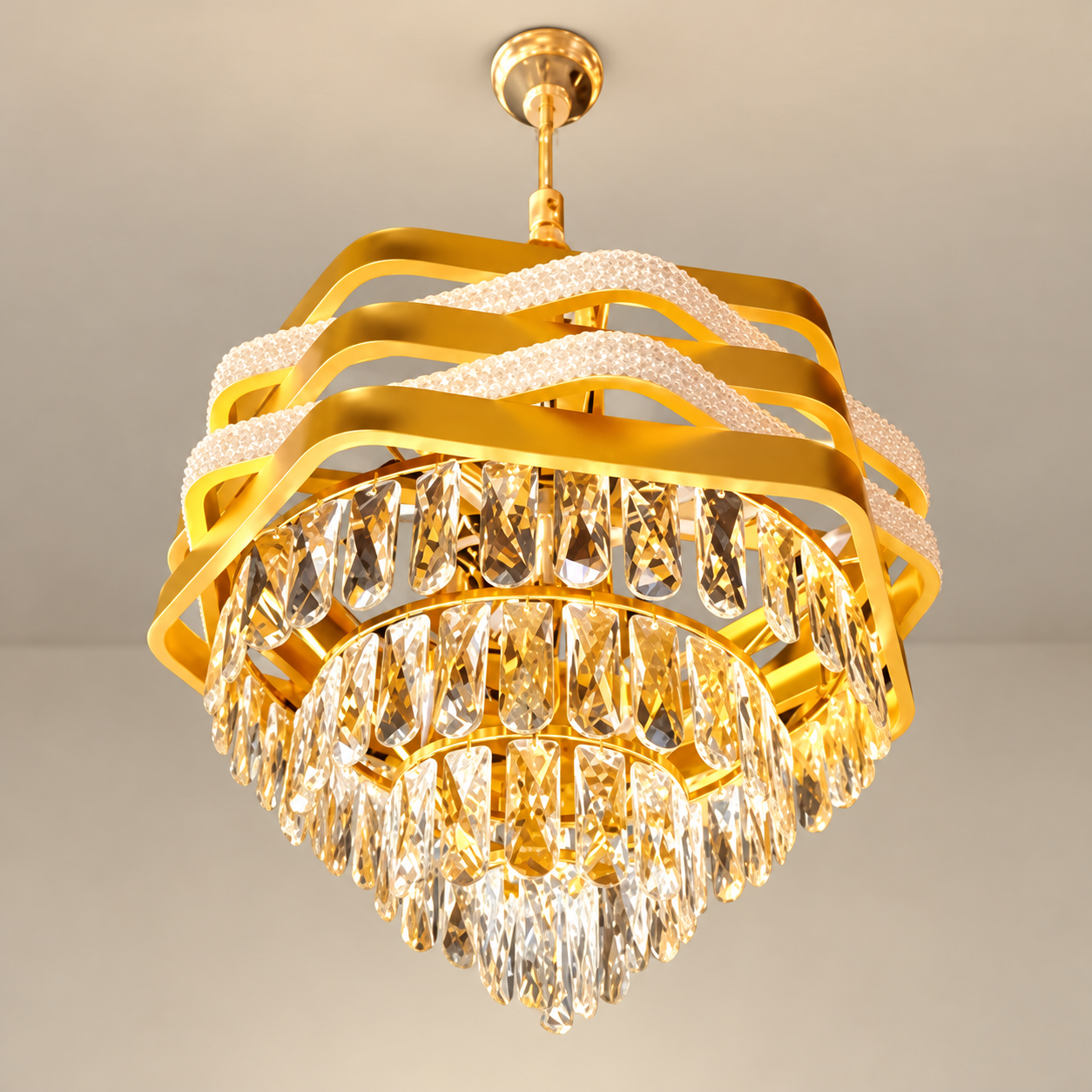 Chandelier — fremu ya rangi ya dhahabu yenye petali — picha ya katalogi